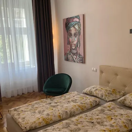 Venus Doppelzimmer Direkt Am Boulevard Sybin